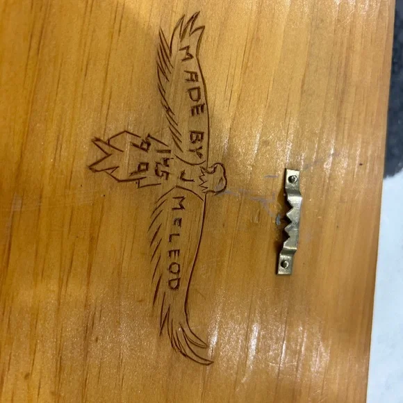 Hand crafted eagle . - Picture 4 of 4